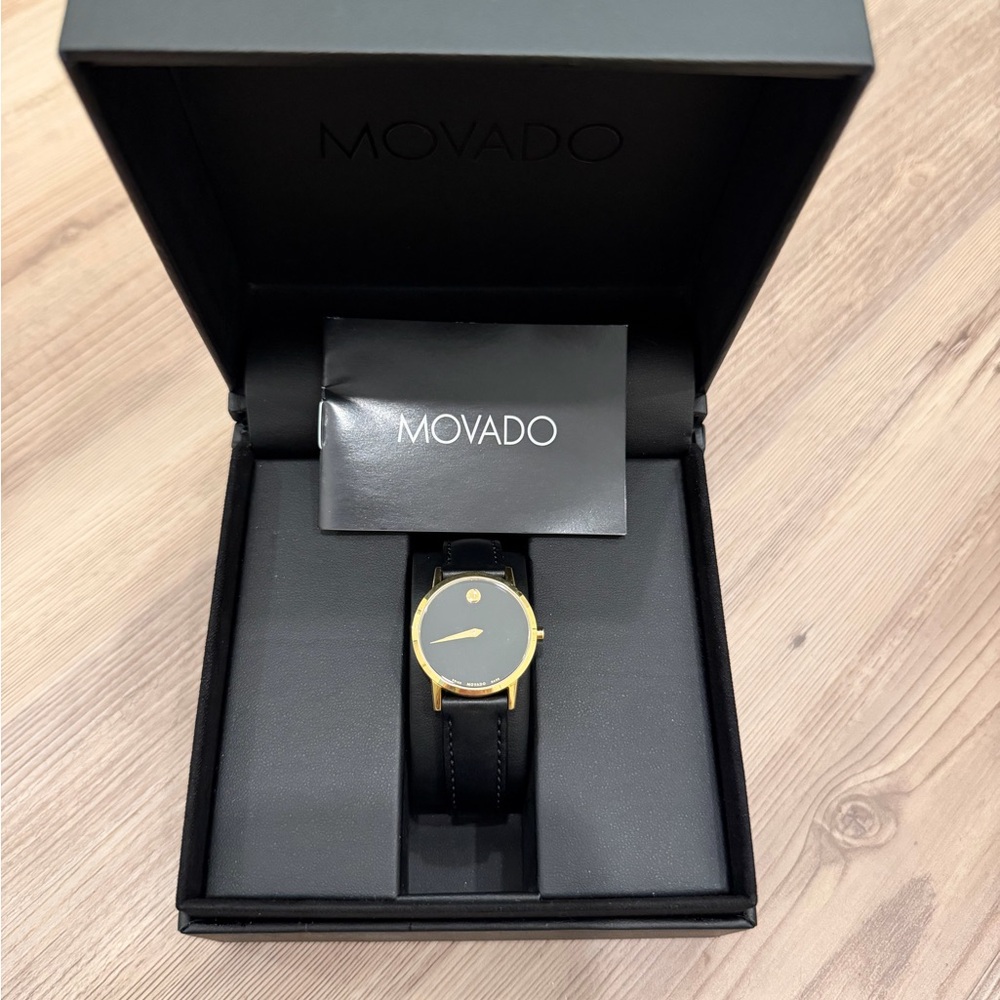 *ACCT CLOSING MAKE OFFER* Women’s Movado Museum Classic Black Leather Band Watch